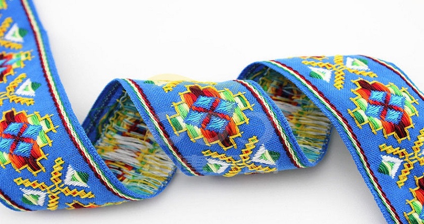 He aha ka jacquard lipine jacquard ribbon kaʻina hoʻolauna